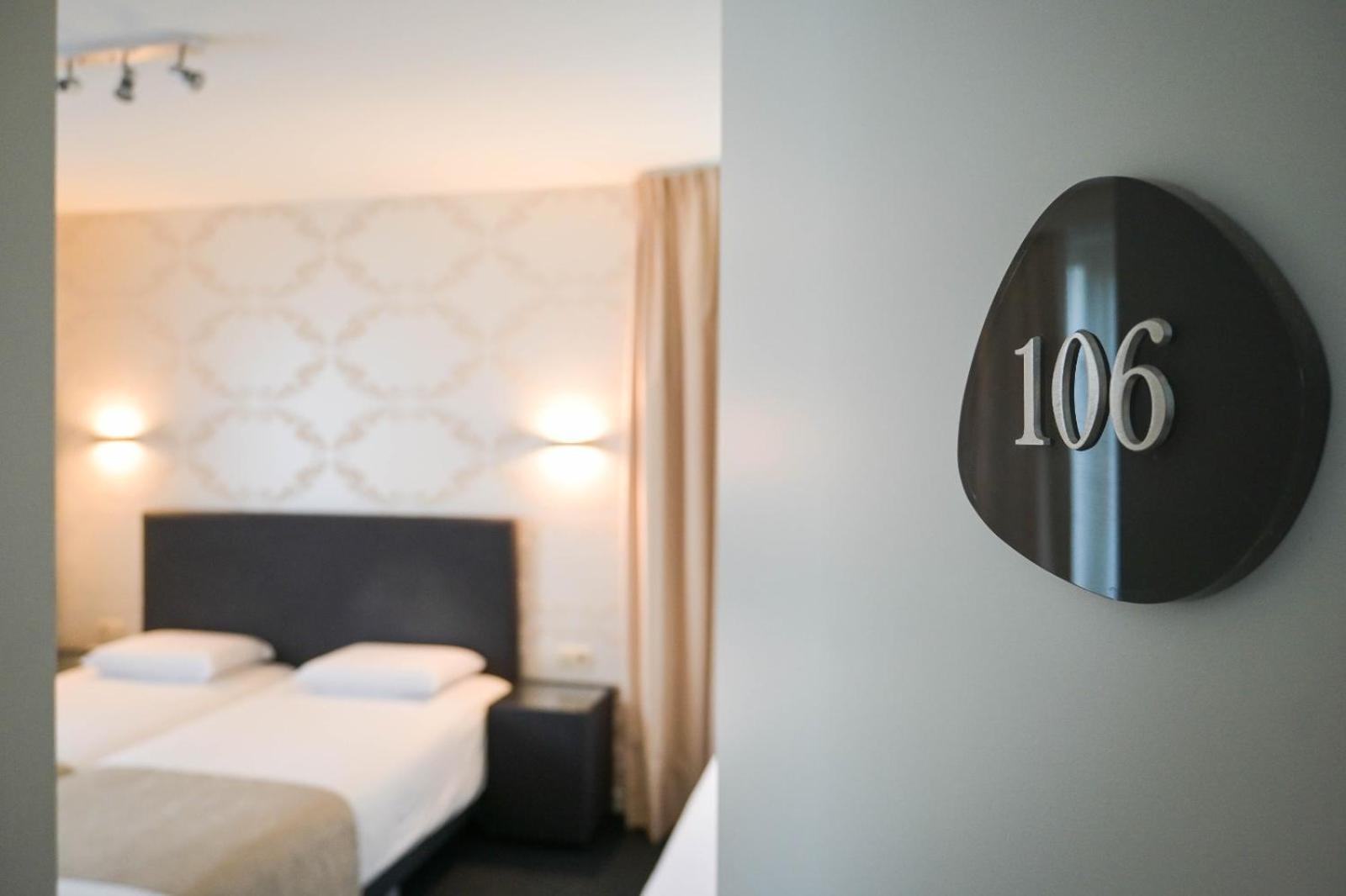 Hotel Essenza Puurs Εξωτερικό φωτογραφία