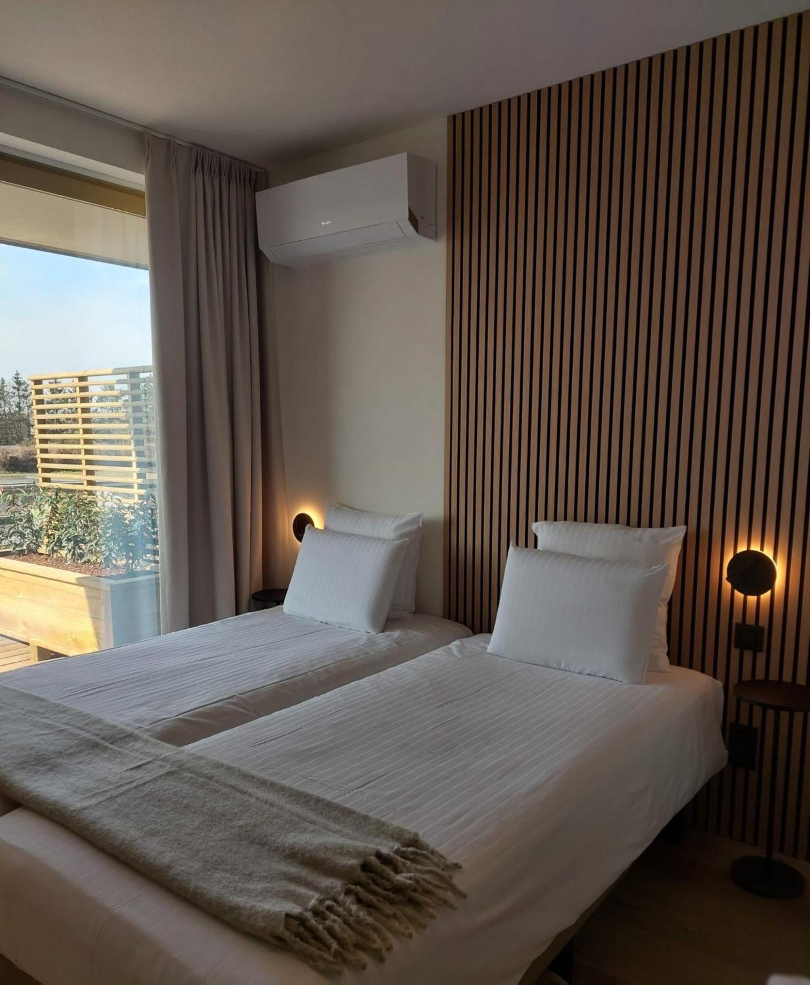 Hotel Essenza Puurs Εξωτερικό φωτογραφία